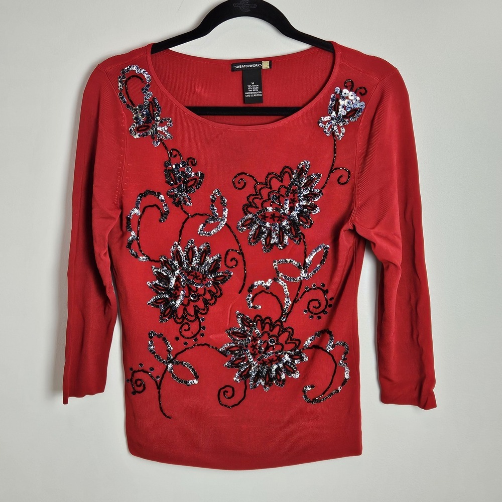 Sweaterworks Women's Size M Embellished Top Red Knit Dark Floral Sequin